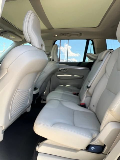 Used 2023 Volvo XC90 B5 Core w/ Protection Package Premier AWD/4WD image 28
