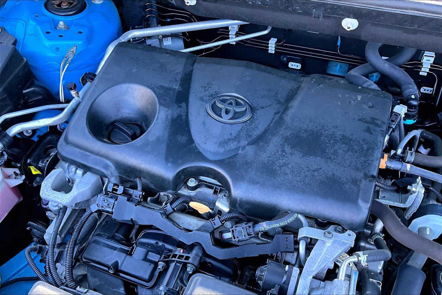 Used 2021 Toyota RAV4 Adventure AWD/4WD image 32