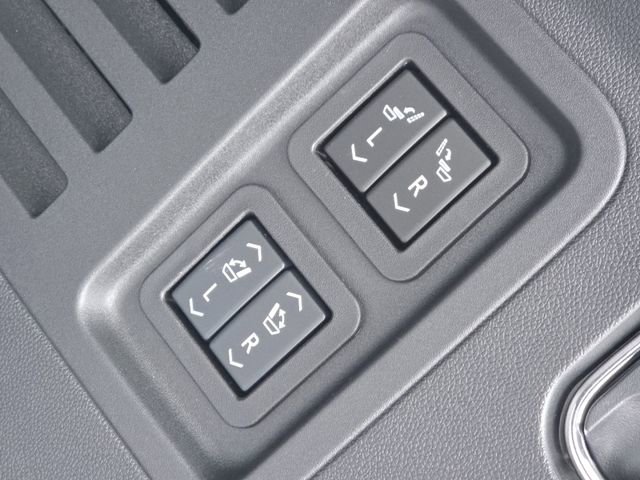 New 2026 Buick Enclave Sport Touring w/ Power Package image 8