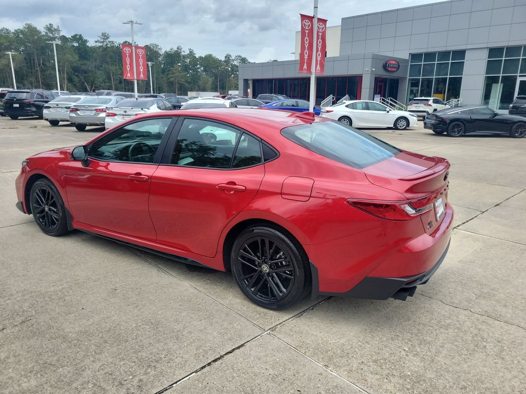 Certified 2025 Toyota Camry SE w/ Convenience Package AWD/4WD image 3