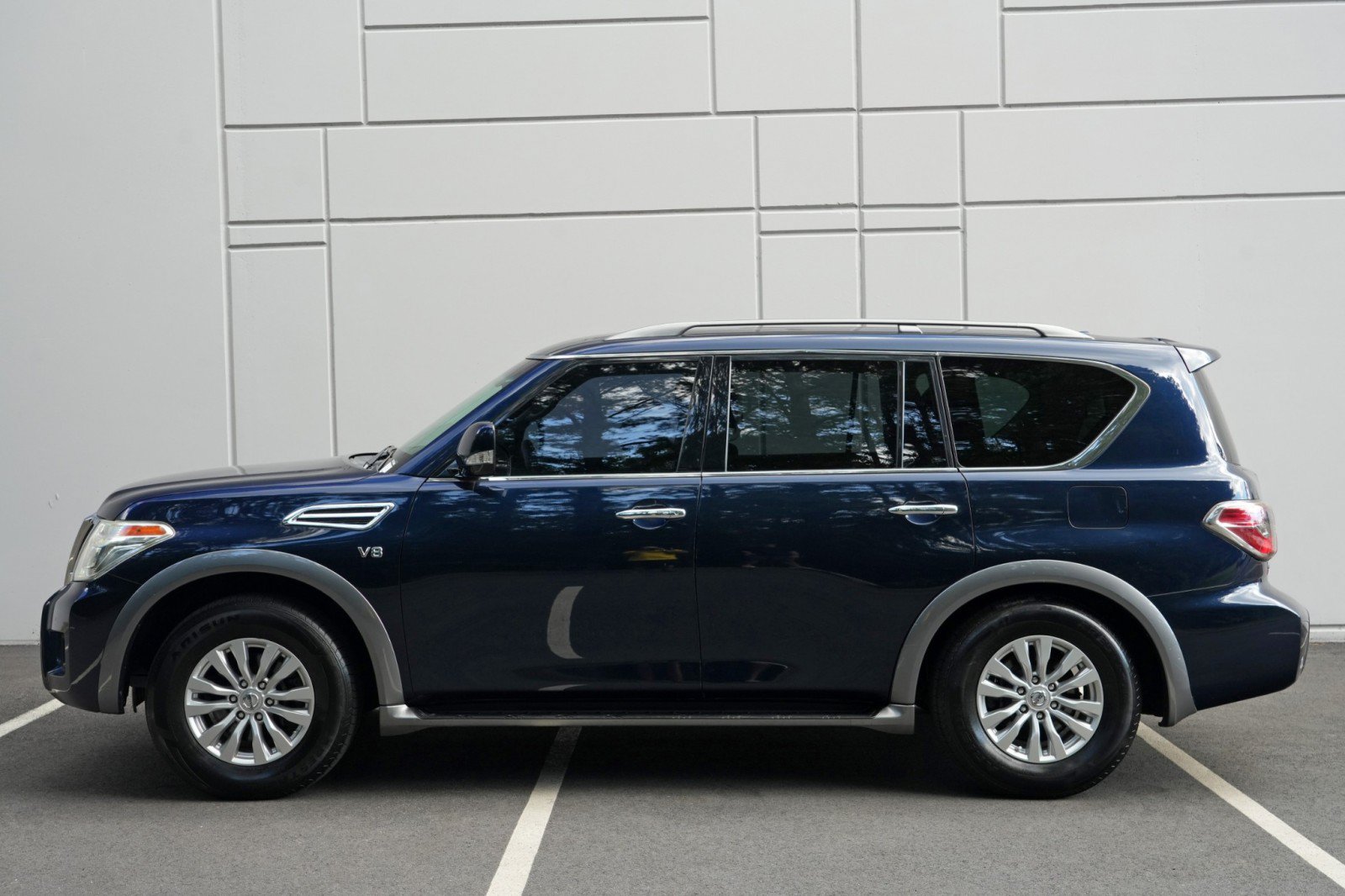 Used 2017 Nissan Armada SV w/ Driver Package AWD/4WD image 47