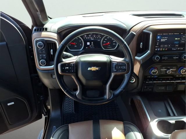 Used 2022 Chevrolet Silverado 3500 High Country w/ Safety Package II AWD/4WD image 14