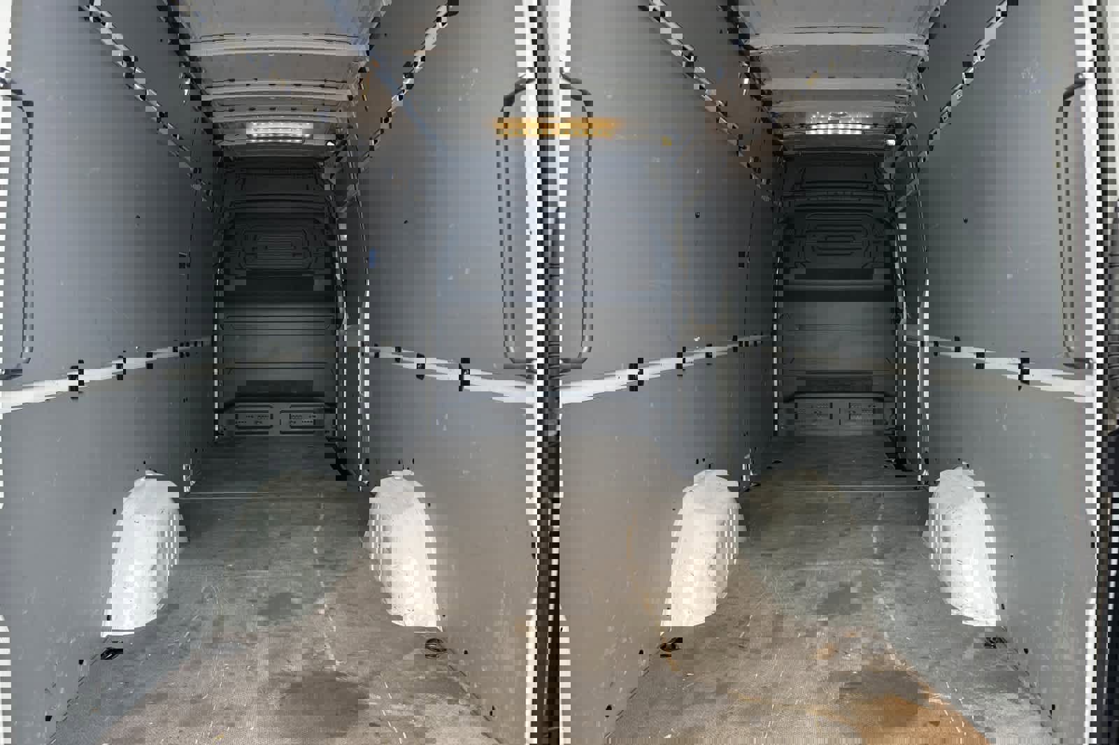 Used 2023 Mercedes-Benz Sprinter 2500 image 13