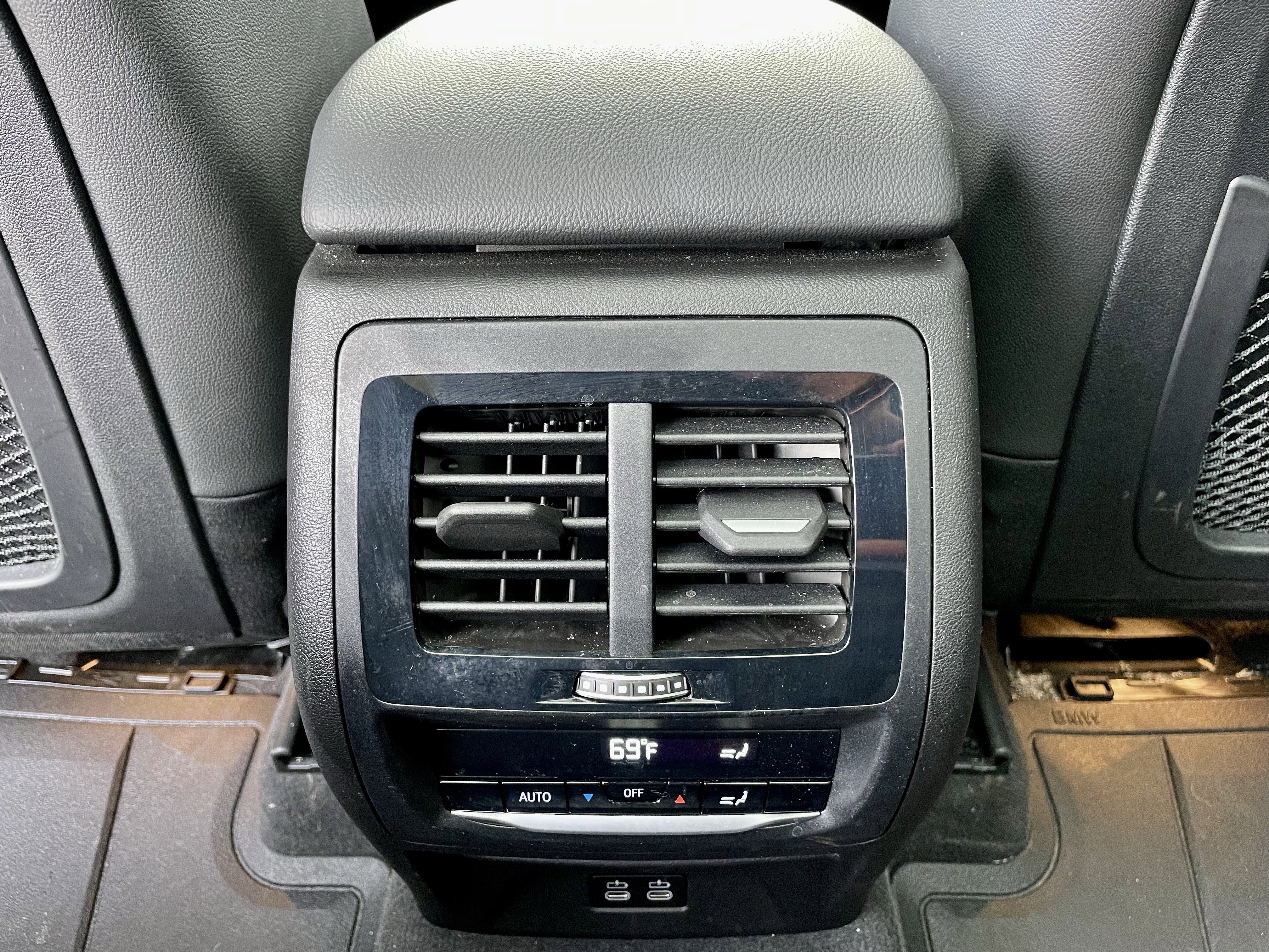 Used 2023 BMW X3 xDrive30i w/ Premium Package w/ZPA image 26