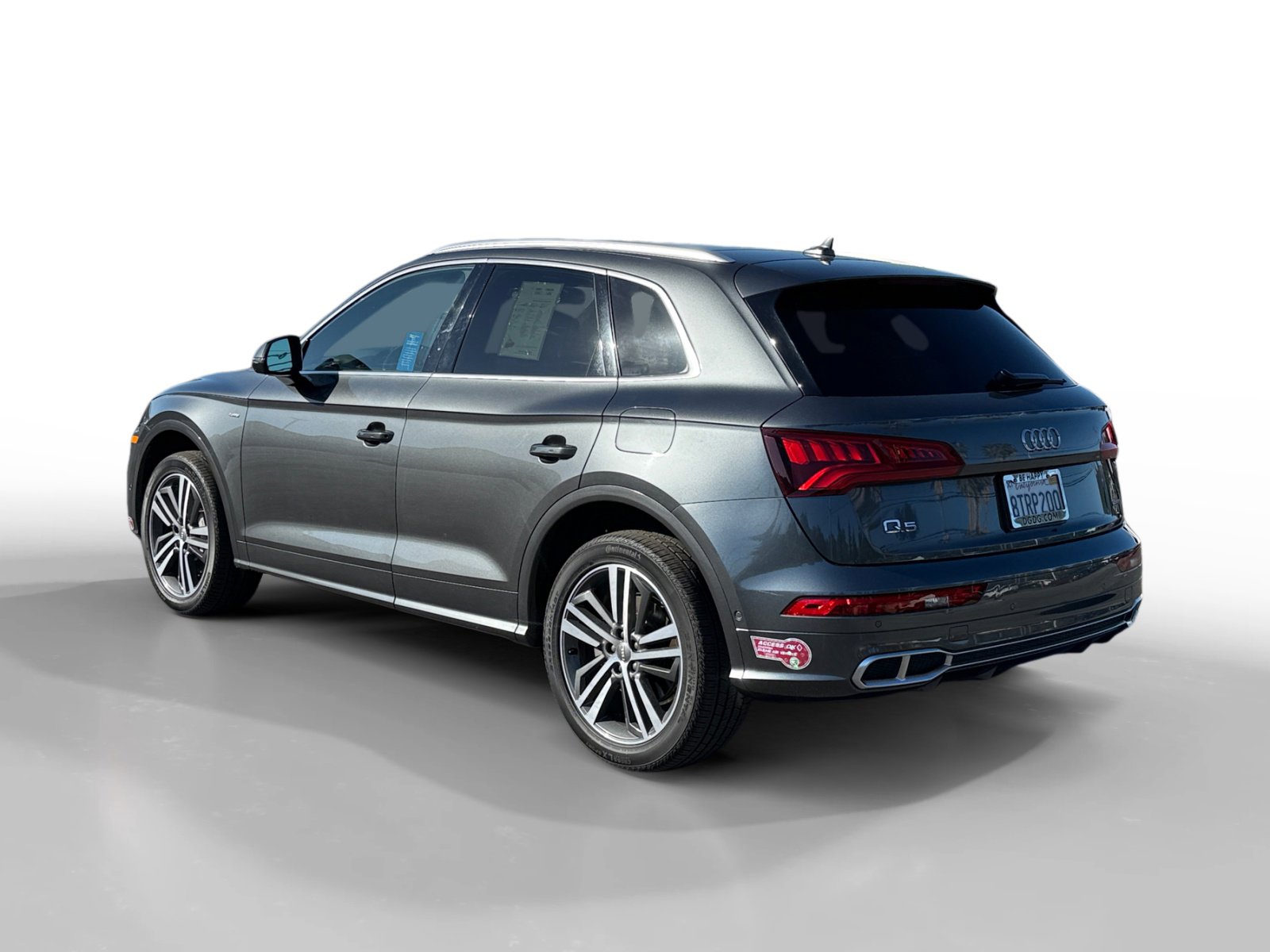 Used 2020 Audi Q5 e Prestige w/ Prestige Package image 3