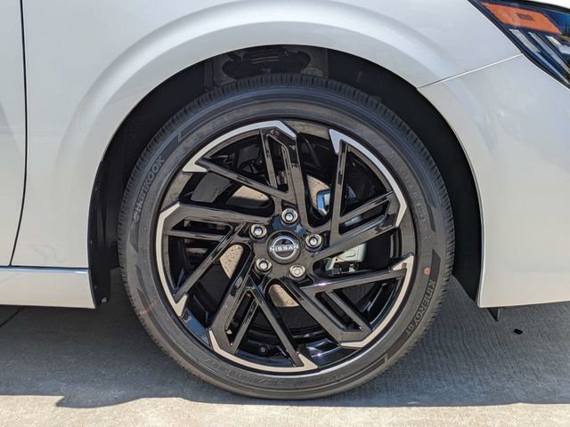 New 2026 Nissan Sentra SR w/ SR All Weather Package FWD image 11