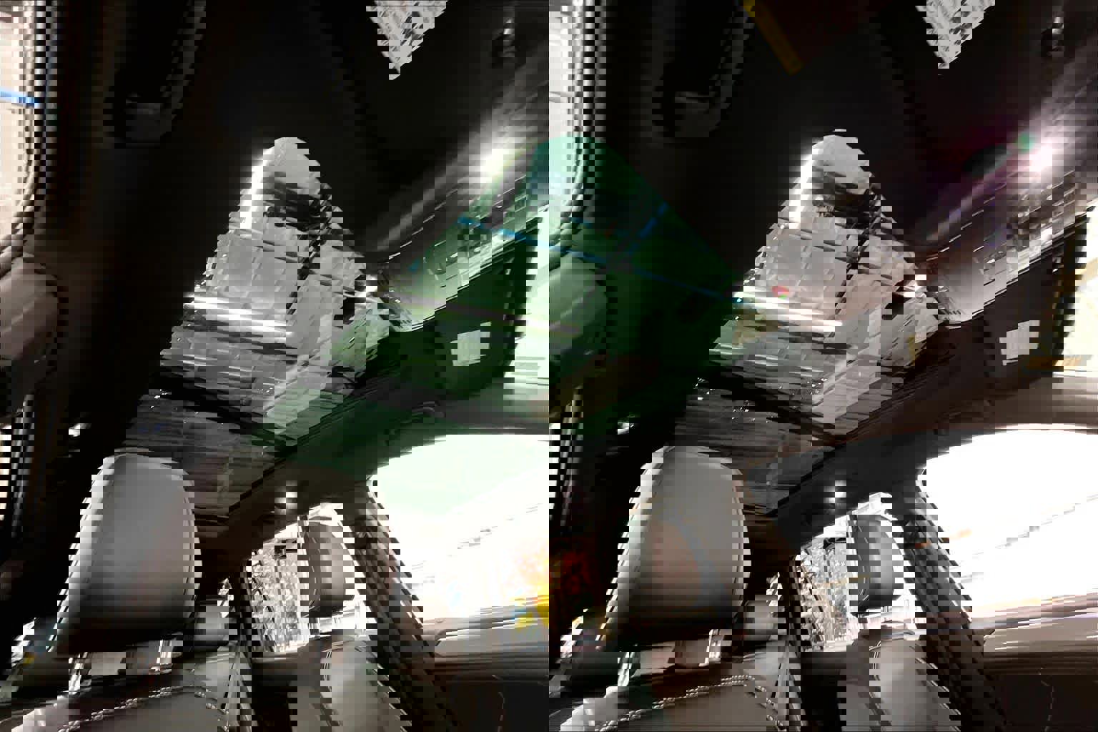 Used 2024 Volkswagen Tiguan SE R-Line image 25