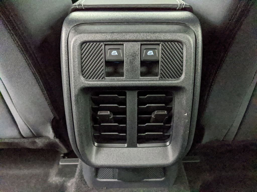 New 2025 Ford Bronco 4-Door image 19