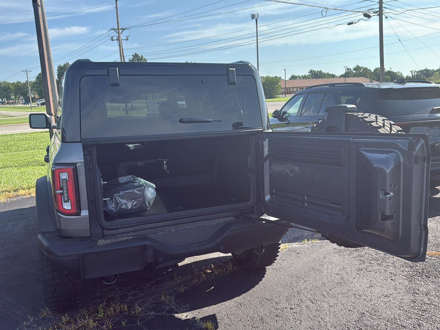 New 2025 Ford Bronco Badlands image 12