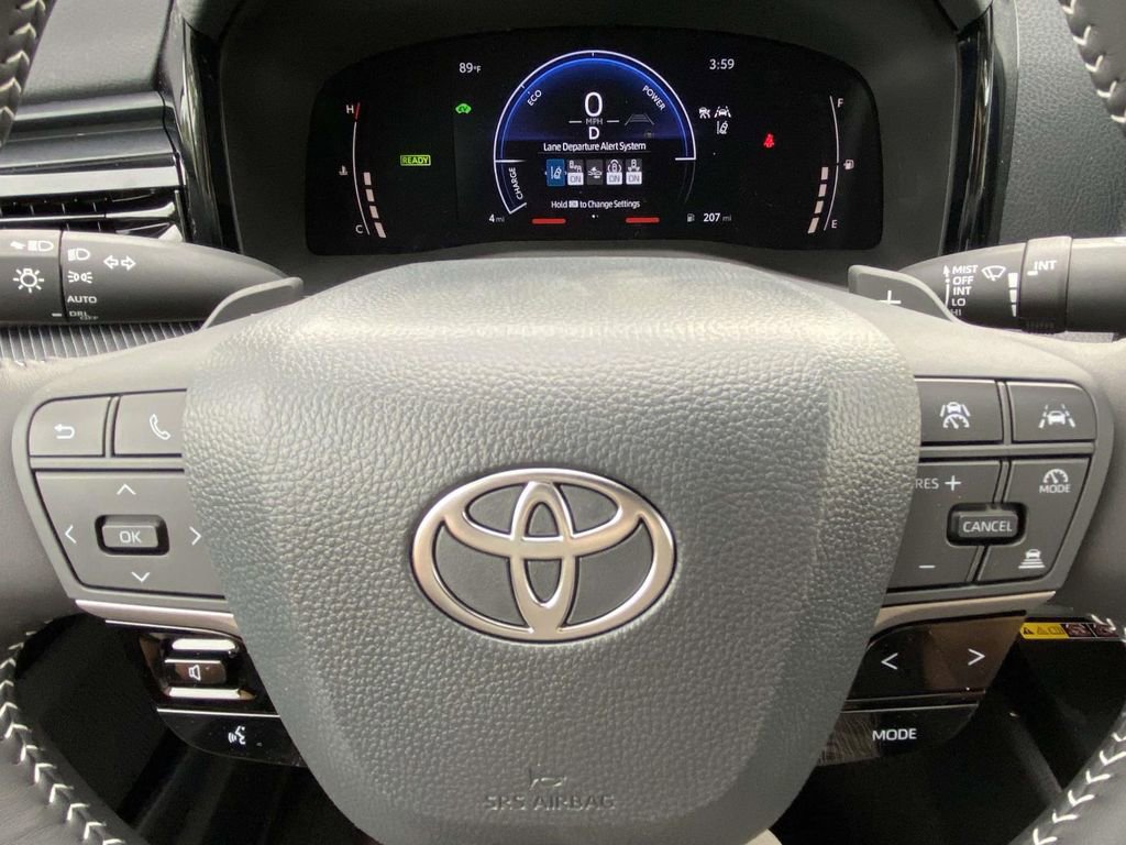 New 2026 Toyota Camry SE FWD image 29