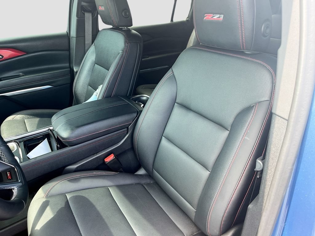 Used 2024 Chevrolet Traverse Z71 AWD/4WD image 20