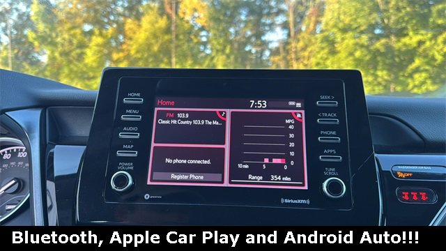 Used 2024 Toyota Camry LE image 4