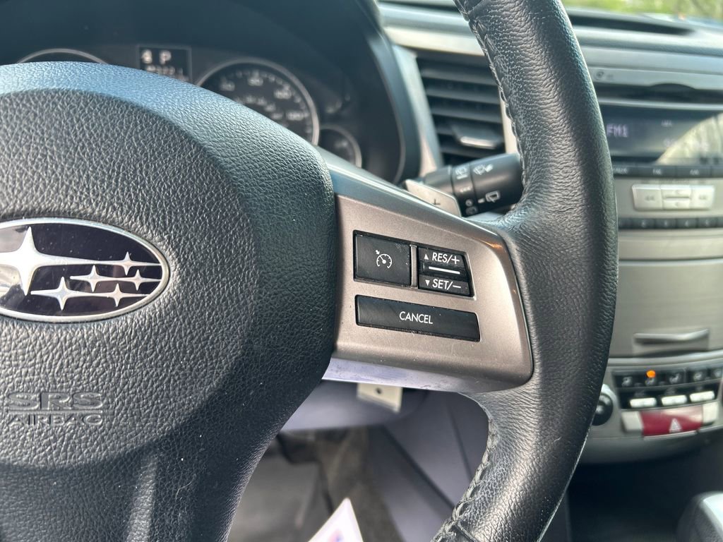 Used 2013 Subaru Outback 2.5i Premium w/ All-Weather Pkg AWD/4WD image 34