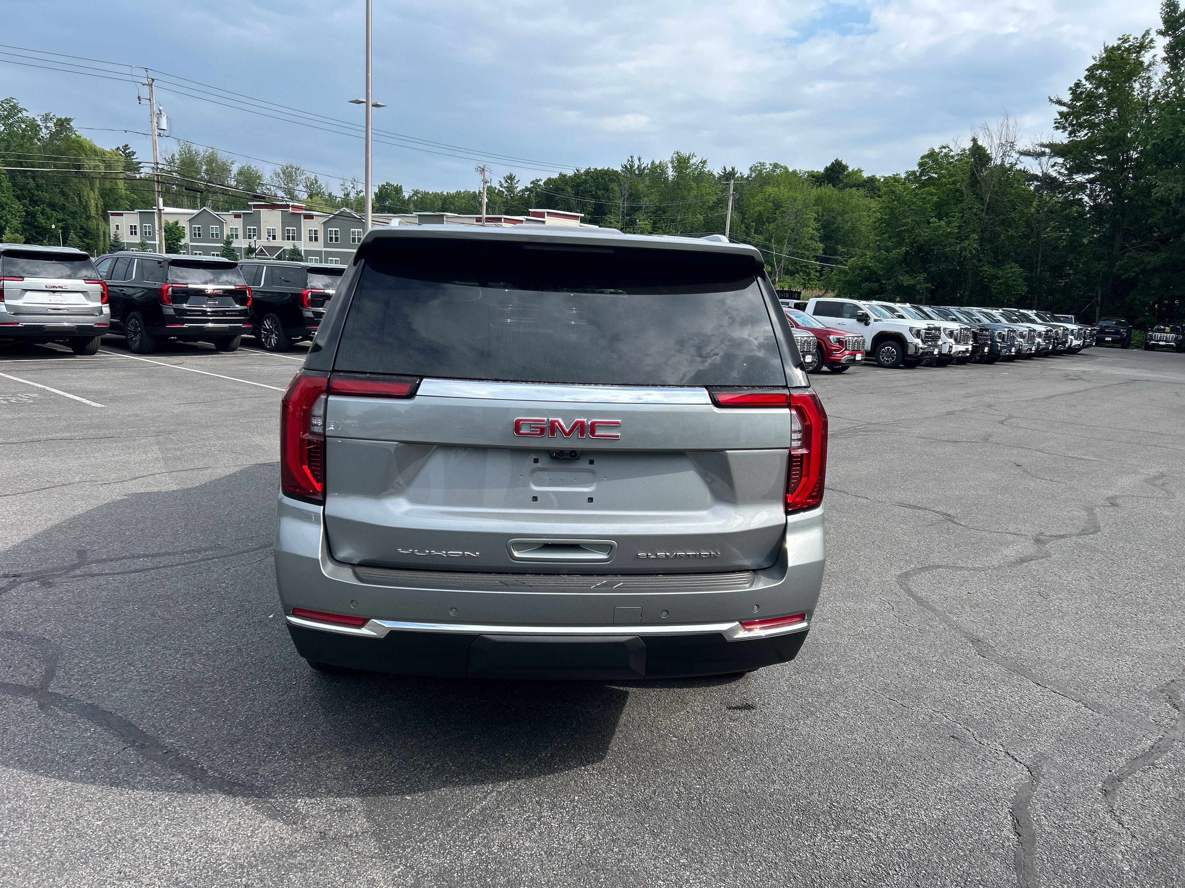 New 2026 GMC Yukon XL Elevation w/ Elevation Premium Package AWD/4WD image 9