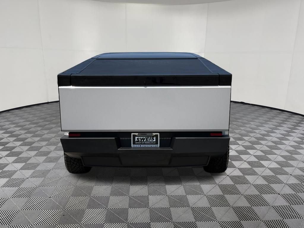 Used 2024 Tesla Cybertruck AWD Crew Cab image 7
