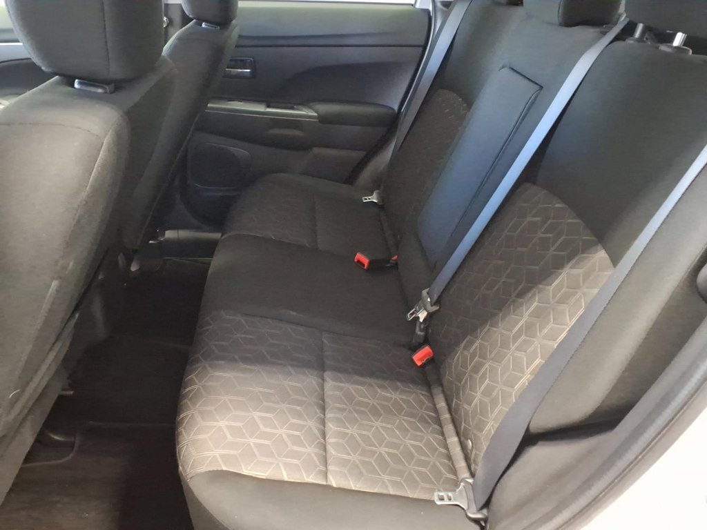 Used 2022 Mitsubishi Outlander Sport ES image 19