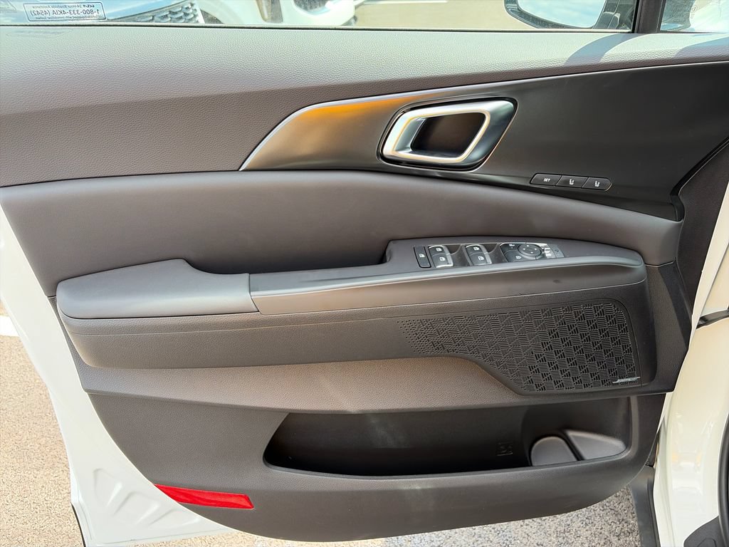 New 2027 Kia Carnival SX Prestige FWD image 17