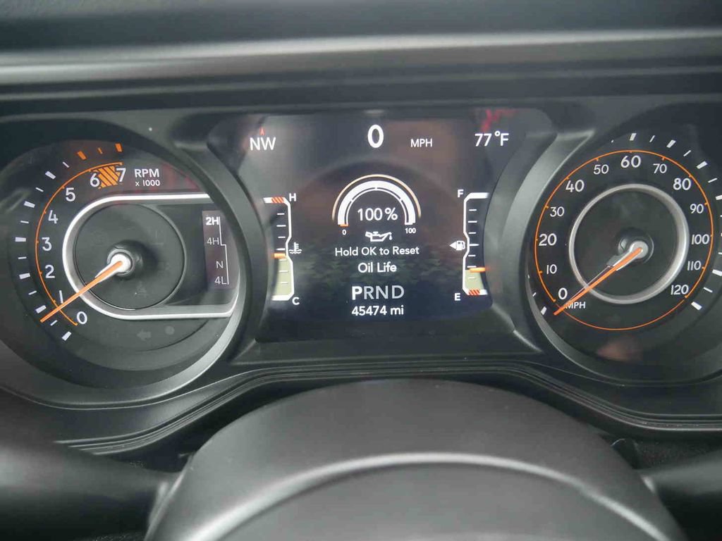 Used 2024 Jeep Wrangler Unlimited Rubicon AWD/4WD image 38