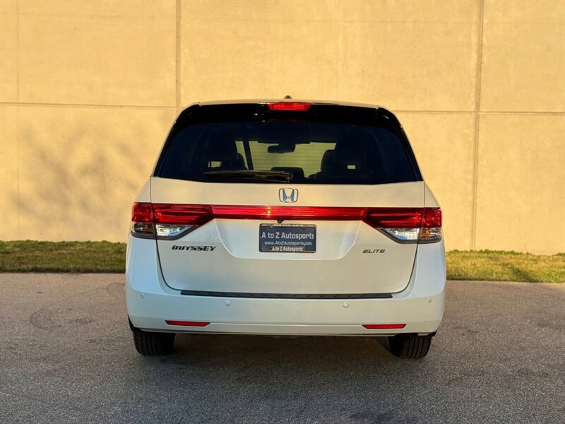 Used 2015 Honda Odyssey Touring Elite image 12