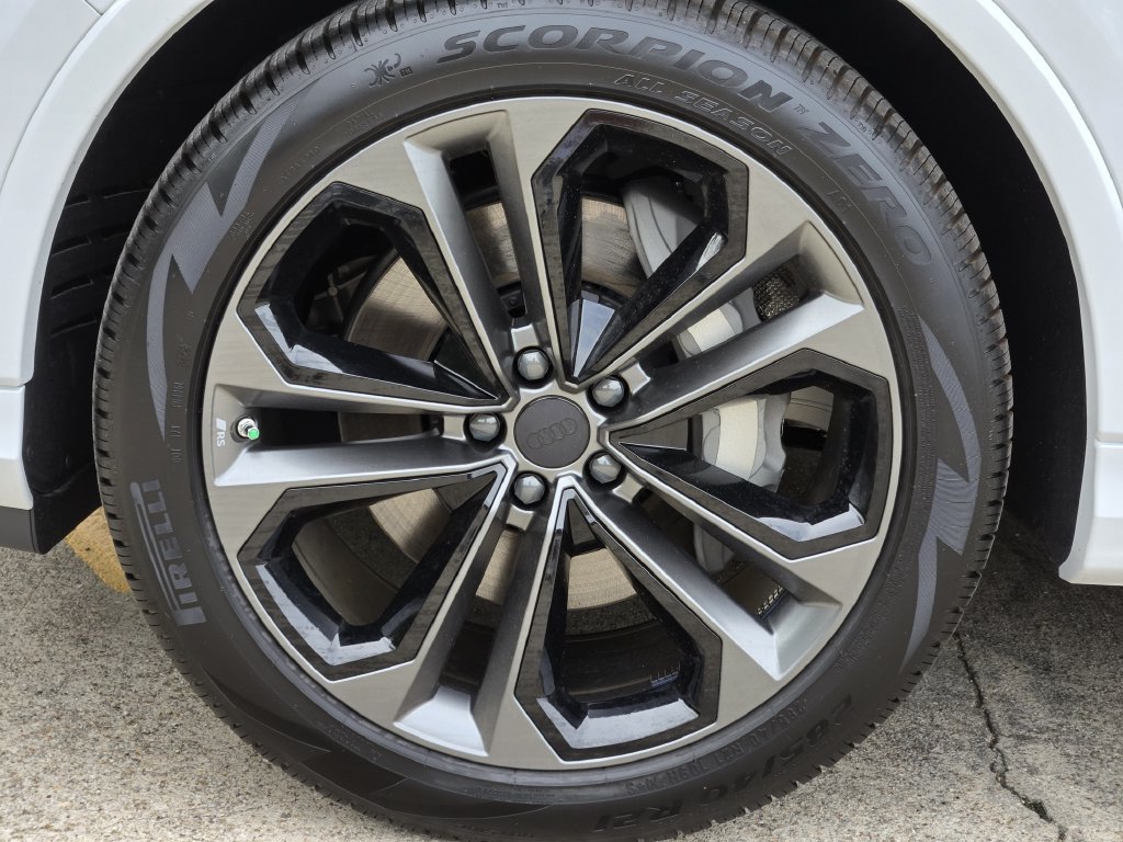 New 2026 Audi Q7 Premium Plus AWD/4WD image 16