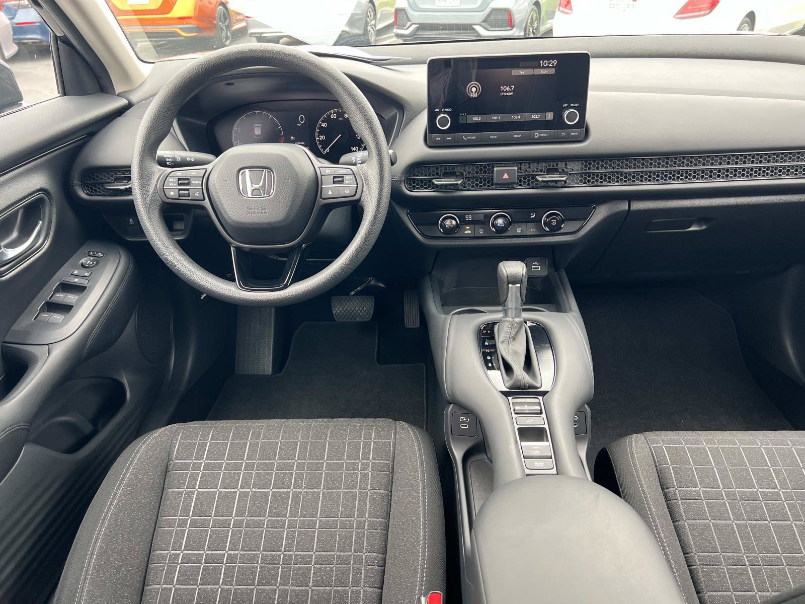 Certified 2025 Honda HR-V LX image 7