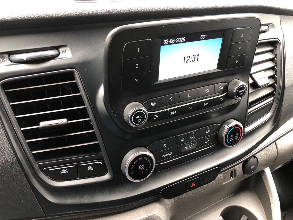 Used 2024 Ford Transit 250 Low Roof w/ Exterior Upgrade Package image 26