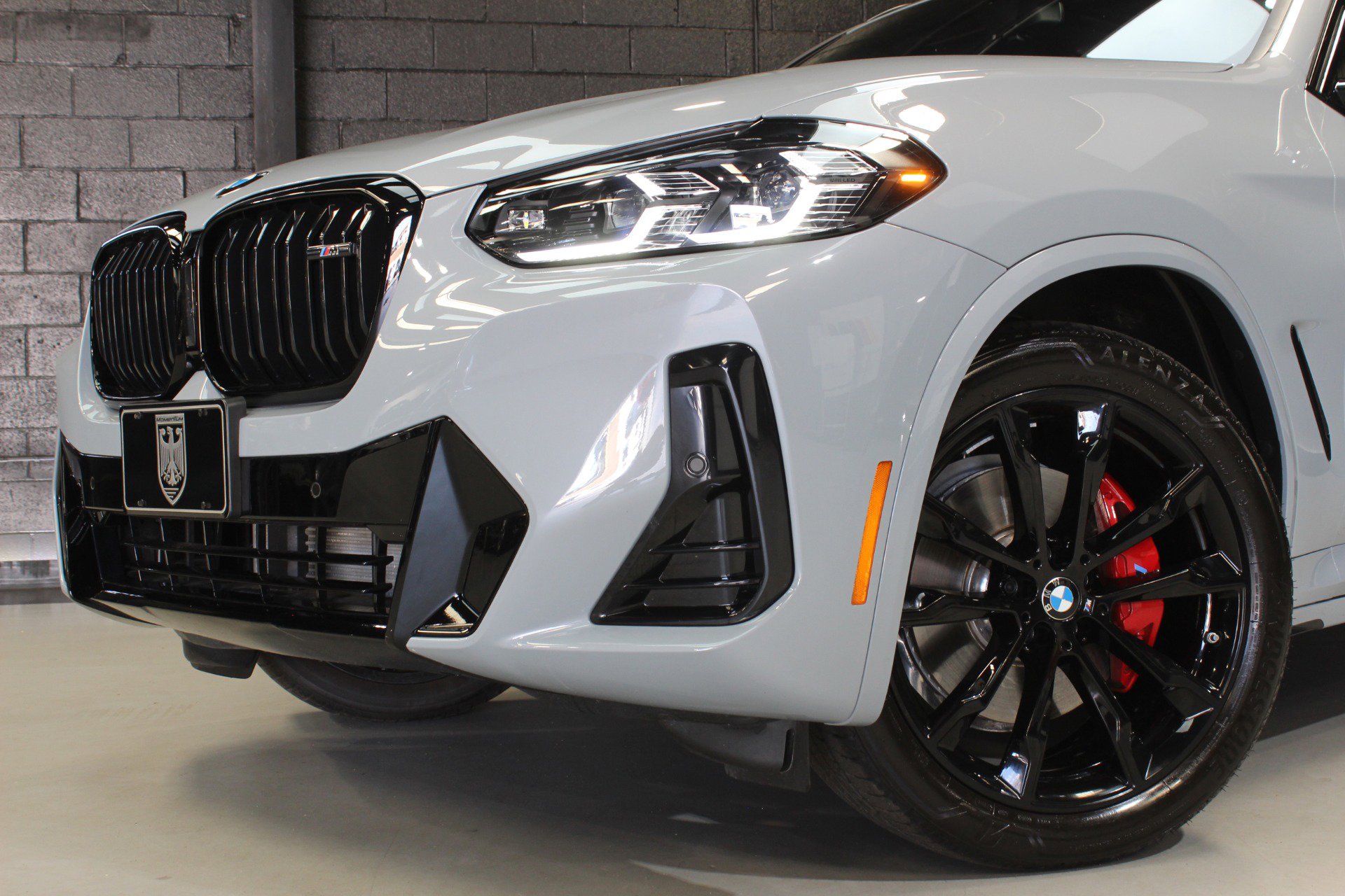 Used 2024 BMW X3 M40i w/ Premium Package image 5