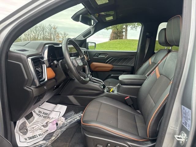 Certified 2023 GMC Canyon AT4 image 11