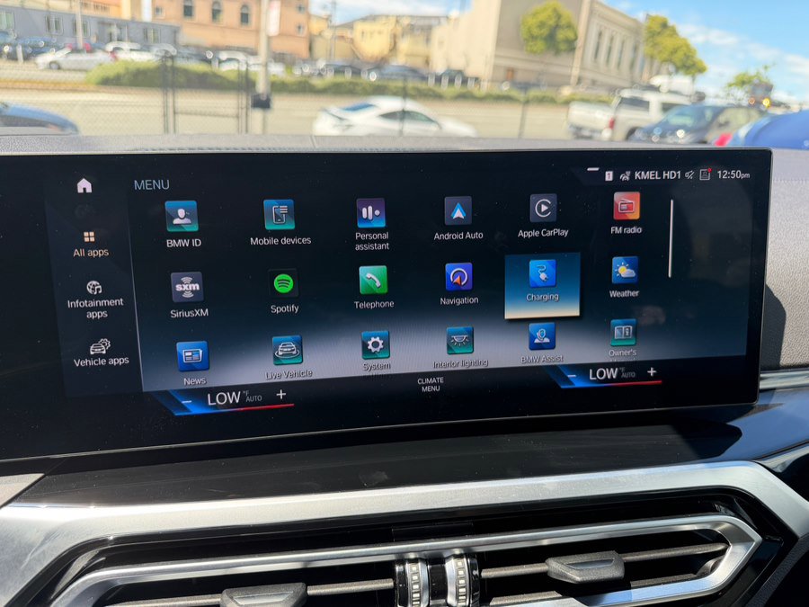 Used 2022 BMW i4 eDrive40 w/ Premium Package RWD image 28