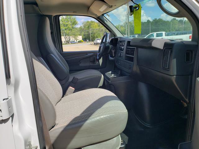 Used 2014 Chevrolet Express 2500 image 13