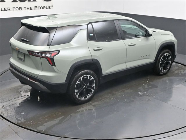 New 2026 Chevrolet Equinox LT image 18