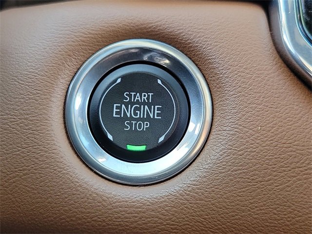 Used 2024 GMC Canyon AT4 image 14