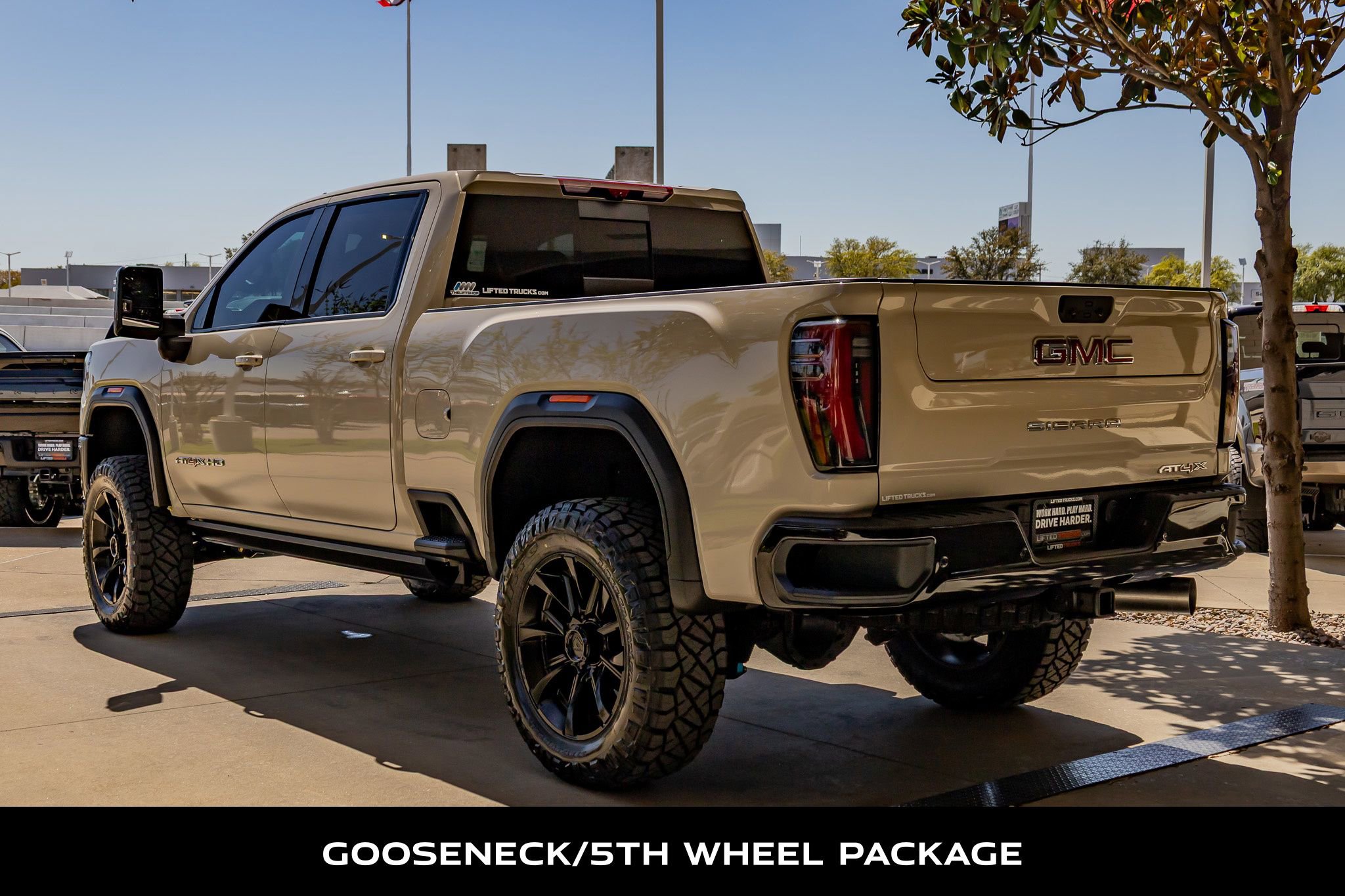 Used 2026 GMC Sierra 2500 AT4X image 7