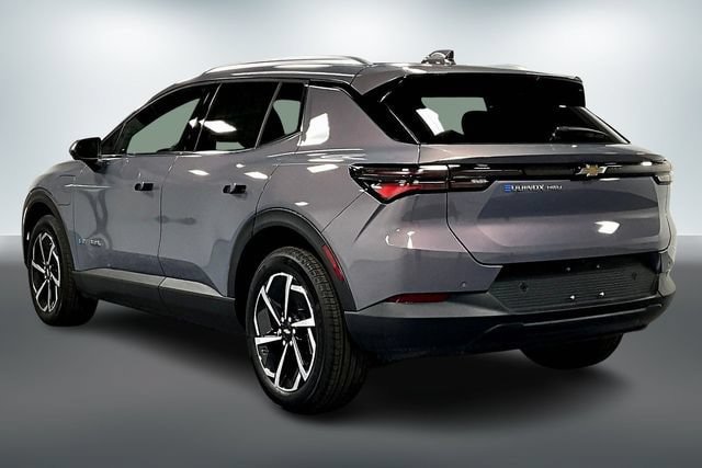 New 2026 Chevrolet Equinox EV LT AWD/4WD image 3