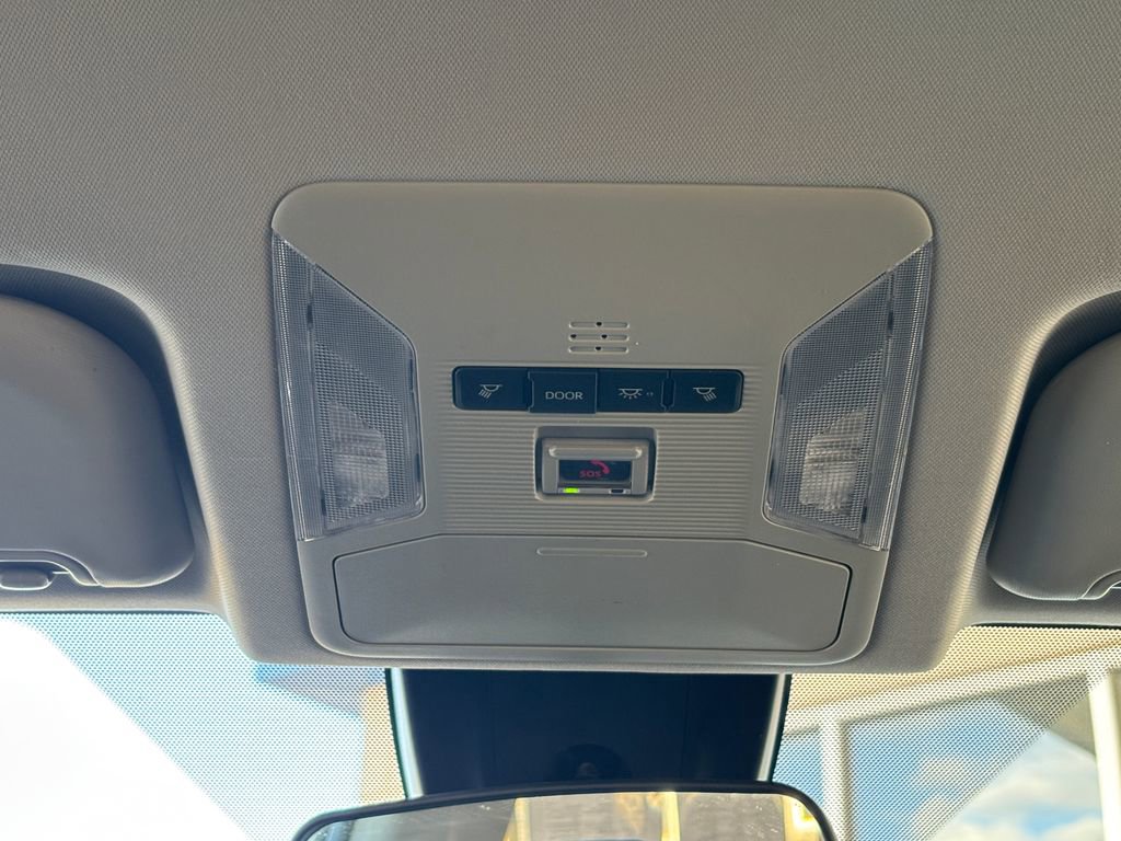 Used 2024 Toyota RAV4 LE image 21