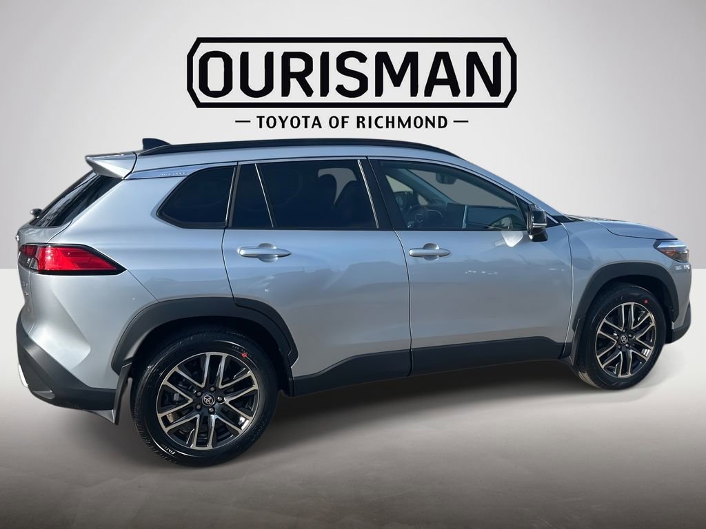 Used 2026 Toyota Corolla Cross XLE w/ Convenience Package image 4