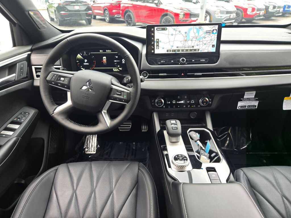 New 2026 Mitsubishi Outlander SEL Black Edition AWD/4WD image 17