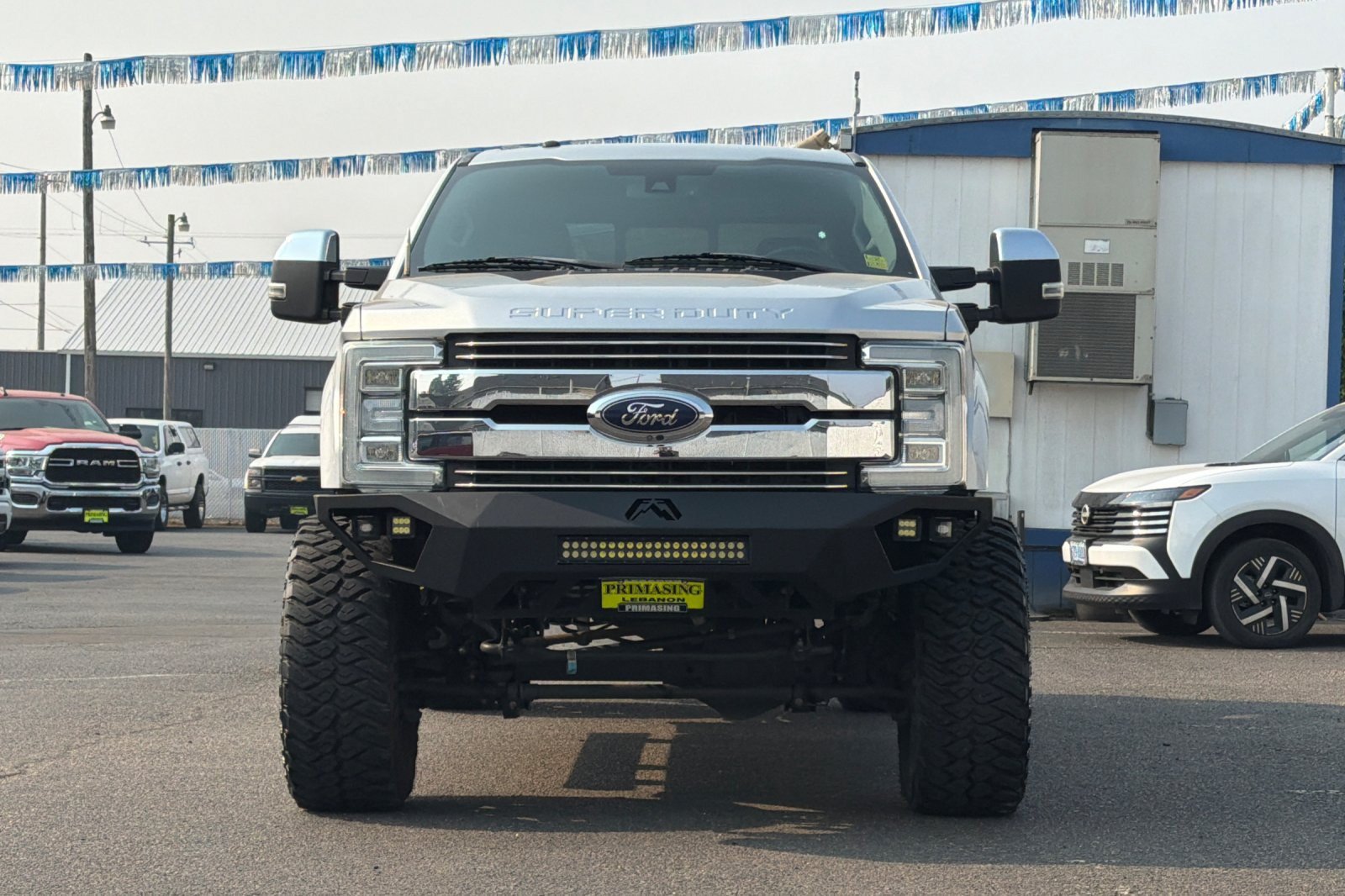 Used 2017 Ford F350 Lariat w/ Lariat Ultimate Package AWD/4WD image 6