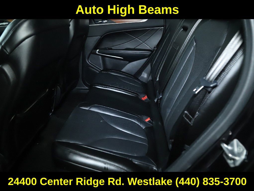 Used 2019 Lincoln MKC Reserve w/ MKC Climate Package FWD image 14