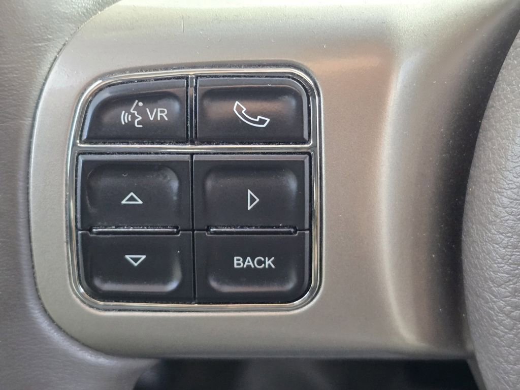 Used 2013 Jeep Grand Cherokee Laredo image 14