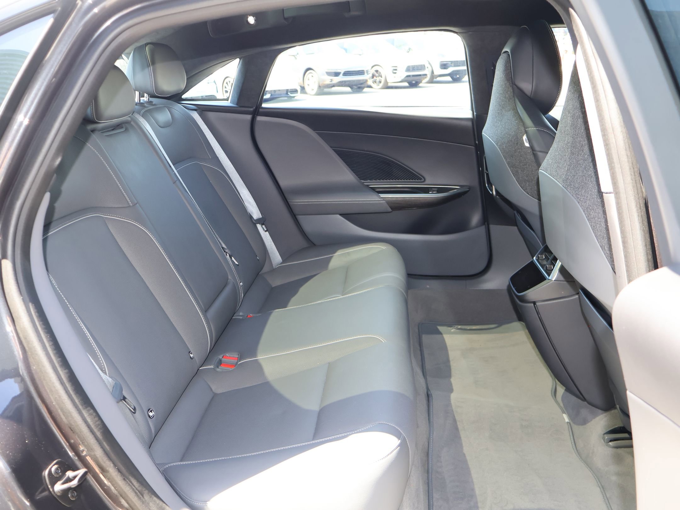 Used 2024 Lucid Air Touring AWD/4WD image 26