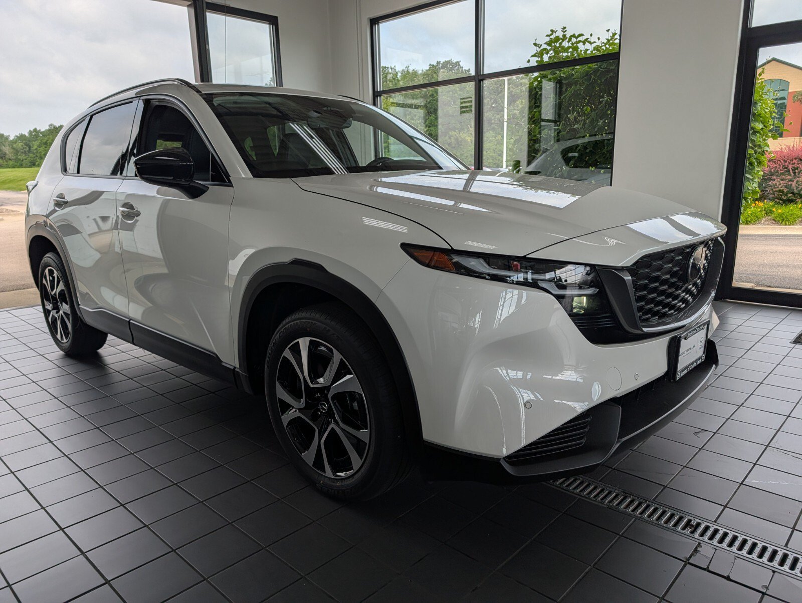 New 2026 MAZDA CX-5 Preferred AWD/4WD image 1