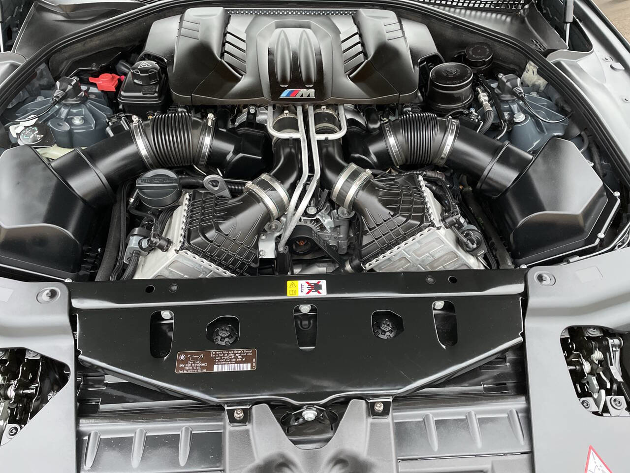 Used 2014 BMW M6 Convertible RWD image 32