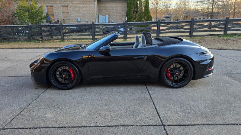 Used 2026 Porsche 911 Carrera 4 GTS AWD/4WD image 3