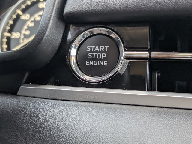 Used 2025 Mitsubishi Outlander ES FWD image 27
