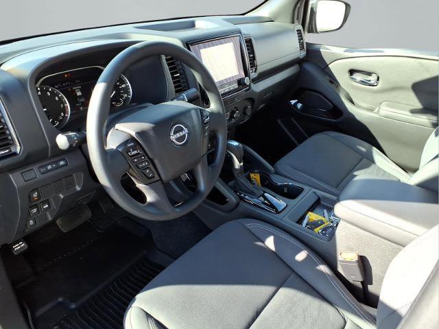 Used 2023 Nissan Frontier SV w/ Midnight Edition Package image 21