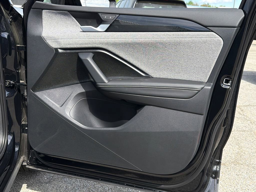 New 2026 Volkswagen Tiguan S AWD/4WD image 6