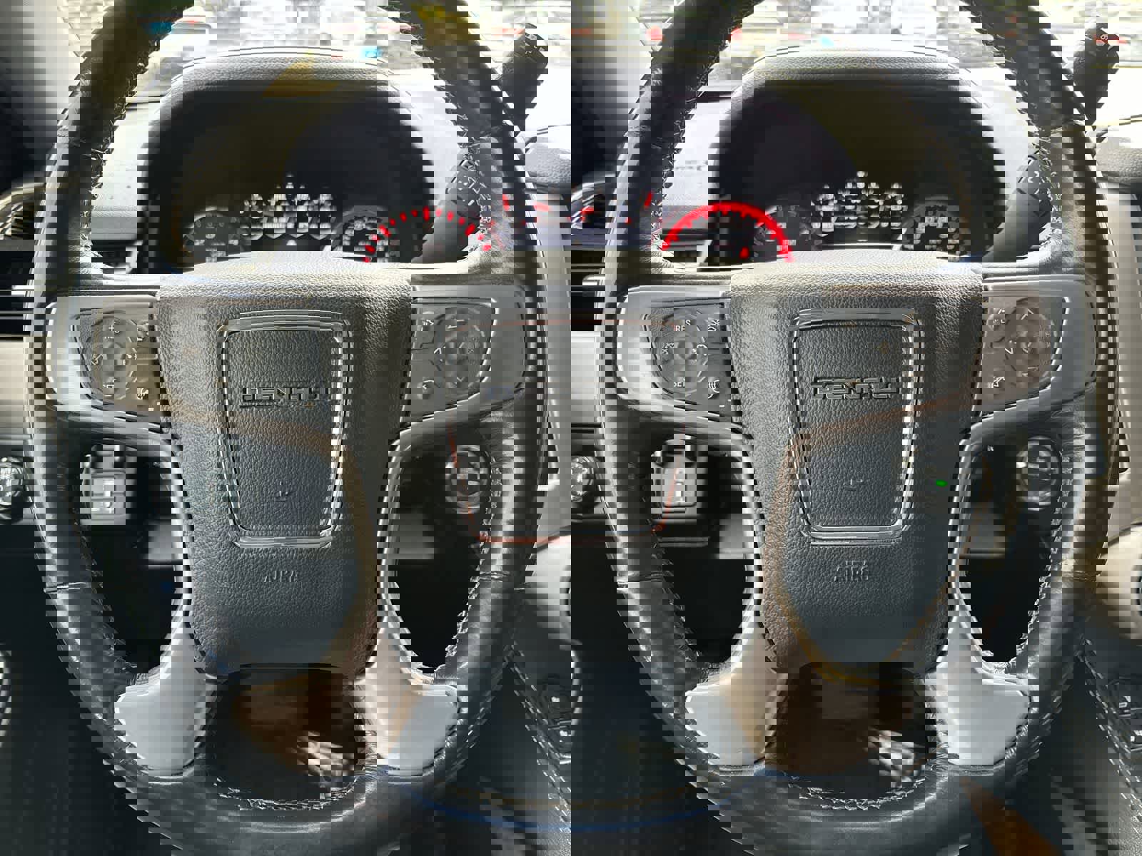 Used 2015 GMC Yukon Denali w/ Open Road Package image 10