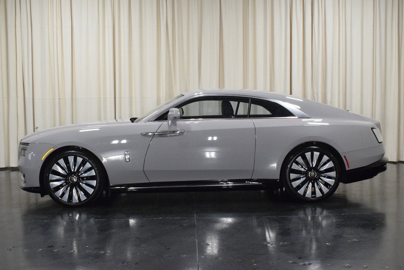 New 2024 Rolls-Royce Spectre w/ Spectre Launch Package image 3
