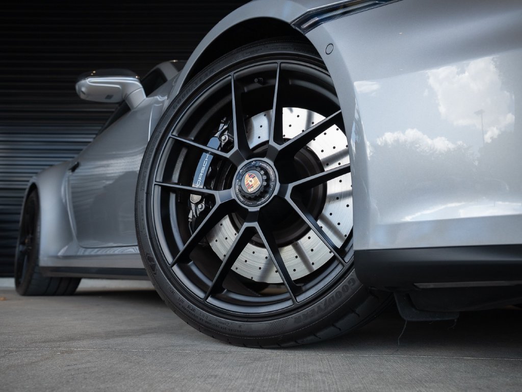 Certified 2026 Porsche 911 Carrera 4 GTS AWD/4WD image 12